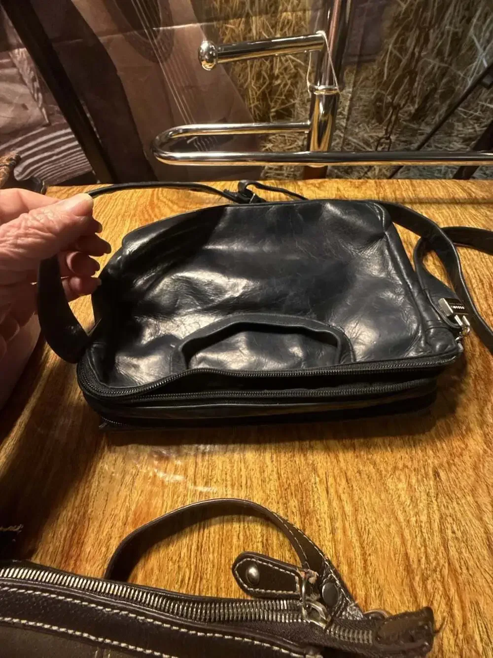 Leather messenger bag for men 18
